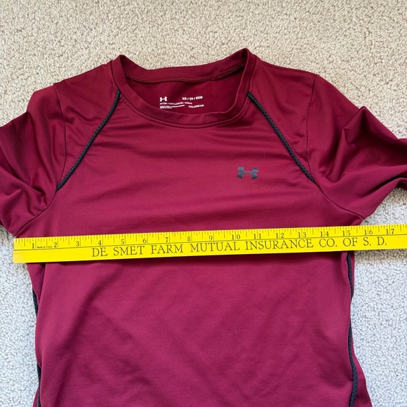 Under Armour Cold Gear Fitted Long Sleeve Shirt Womens XS Maroon - Picture 6 of 6